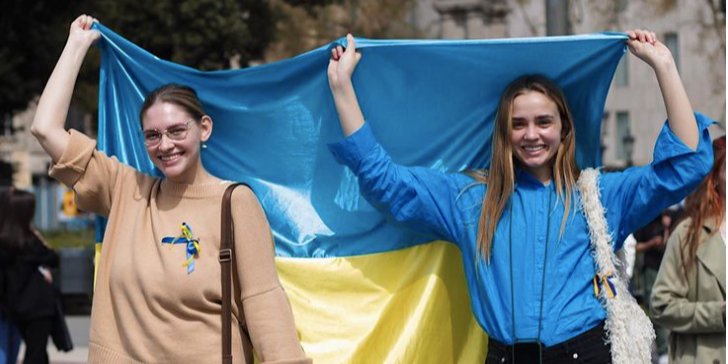 Аріна каже, що якби не війна, ніколи б до Риги не прилетіла (Фото: instagram.com/im.arinari/)