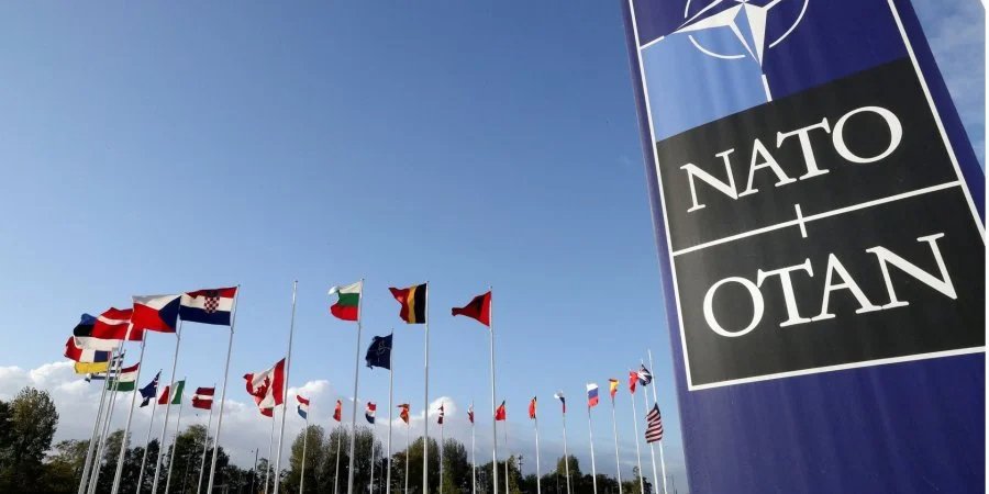 NATO (Photo: Reuters / Pascal Rossignol)