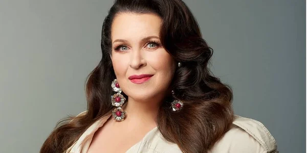 Жас жігіттермен әйелдердің орыс порносы Екі жігіт пен бір қыздың порно видеосы