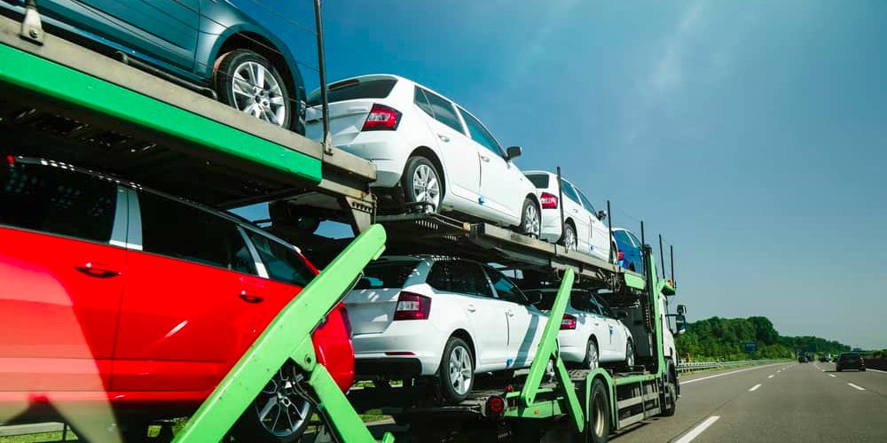 Нові авто в Україні (Фото: reindeerauto.com)