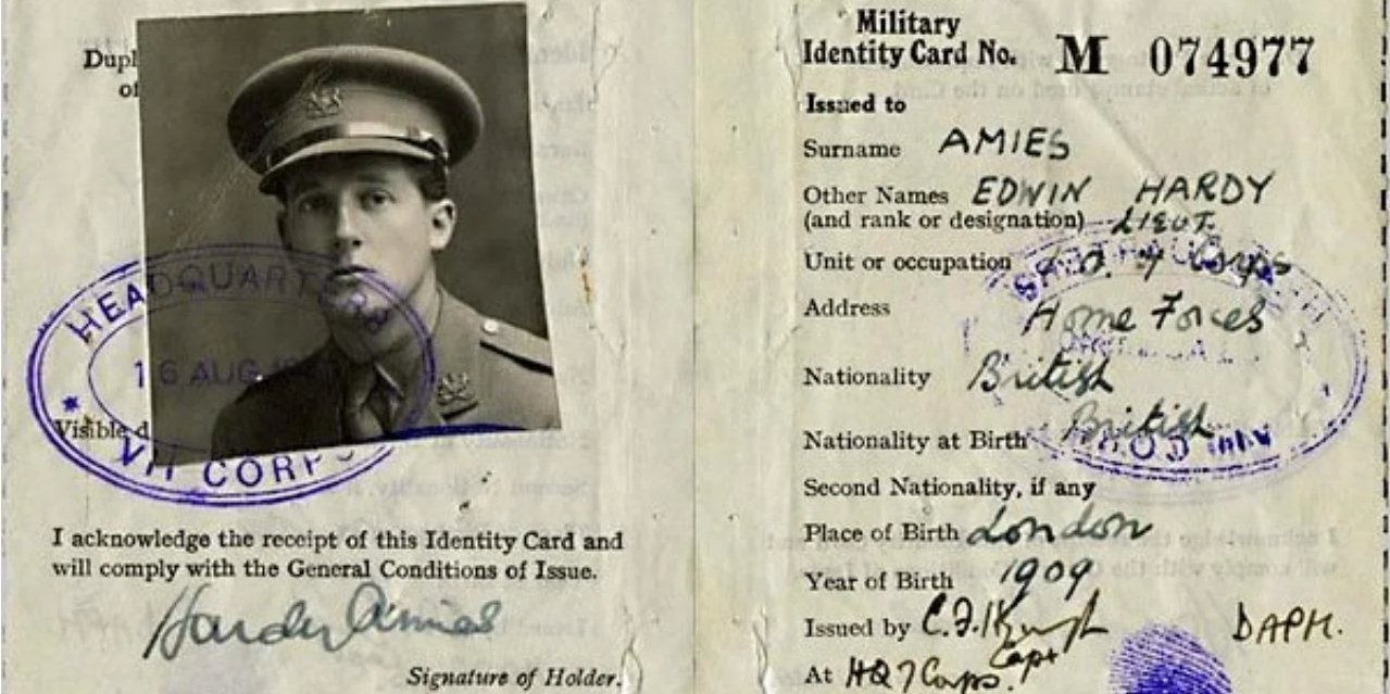 Военное удостоверение лейтенанта Эймиса, выданное в сентябре 1940 года (Фото: DR)