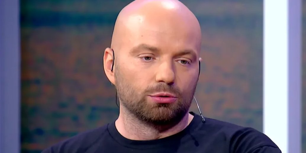 Слава Демин рассказал, как мама избивала его в детстве, а затем подала ...