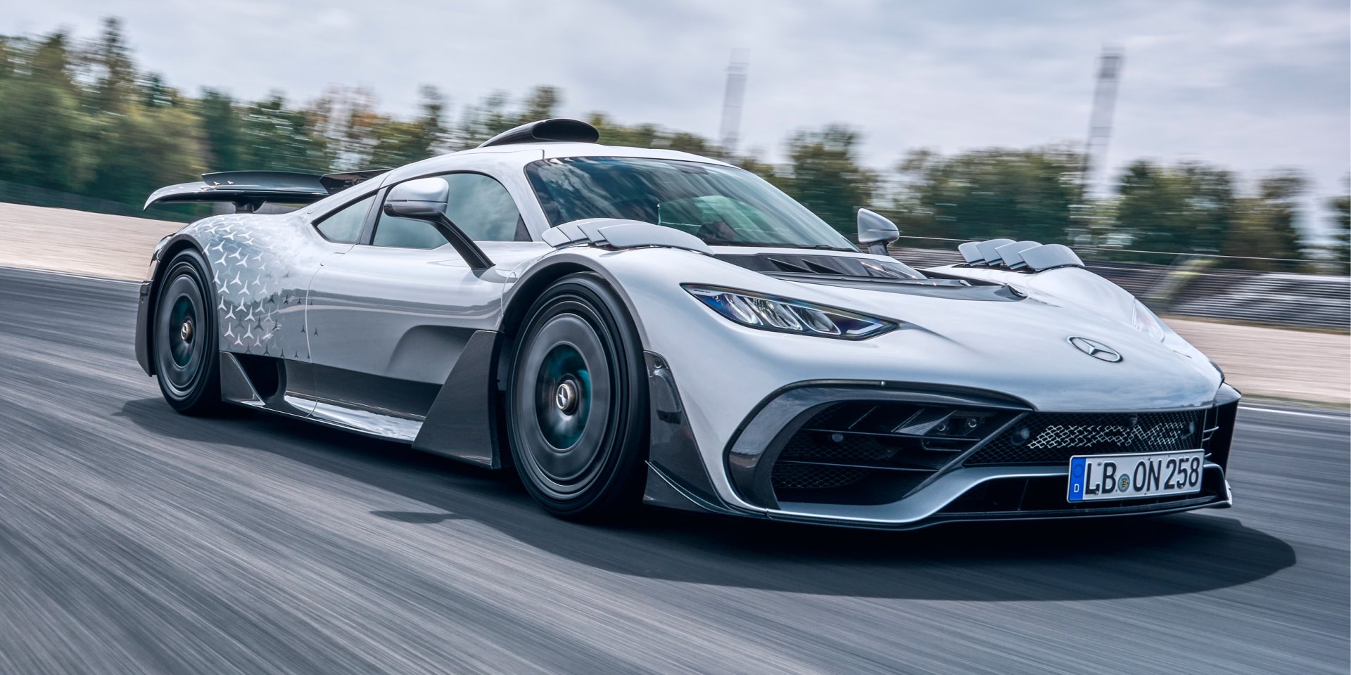 Mercedes-AMG ONE (Фото: Mercedes-AMG)