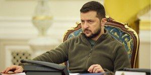 Zelensky noted that Ukraine also has its own air defense systems, but it is not enough (Photo:Ukrainian Presidential Press Service/Handout via REUTERS)