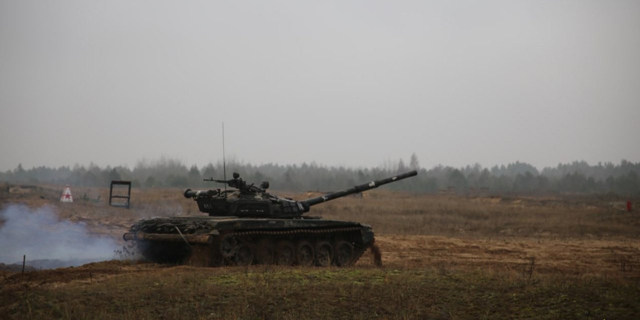 За жовтень режим Лукашенка передав РФ 211 одиниць військової техніки ...