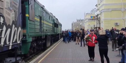 До Херсона прибув перший за час повномасштабної війни потяг (Фото: Скриншот відео Суспільне/Telegram)