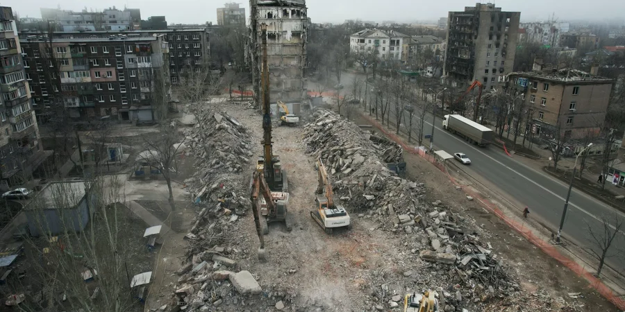 «Вы выбрали поддержку военных преступлений». НБУ требует от Raiffeisen, OTP, Intesa, ING, Credit Agricole определиться, на чьей они стороне Мариуполь сейчас // «Вы выбрали поддержку военных преступлений». НБУ требует от Raiffeisen, OTP, Intesa, ING, Credit Agricole определиться, на чьей они стороне