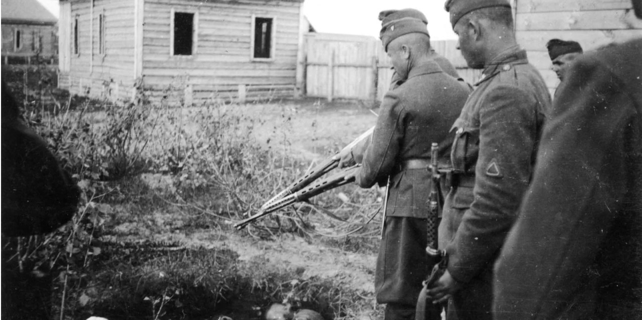 Угорські гонведи в&nbsp;селі на&nbsp;правому березі Дону, 1942 рік (Фото: DR)