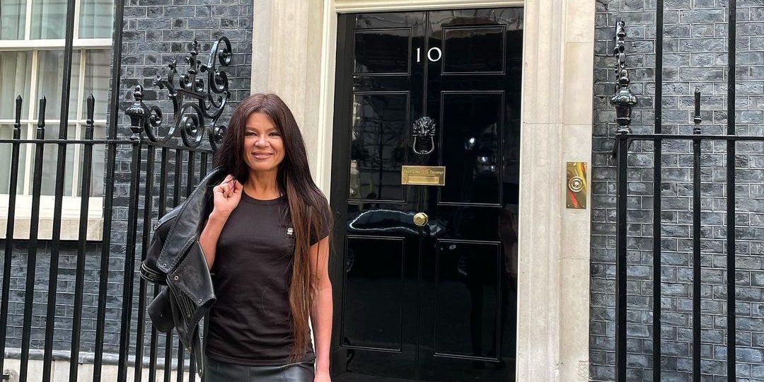 Руслана на Даунинг-стрит, 10 (Фото: @ruslana.lyzhychko/Instagram)