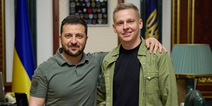Zinchenko and Zelenskyy (Photo: Олександр Зінченко via Instagram)
