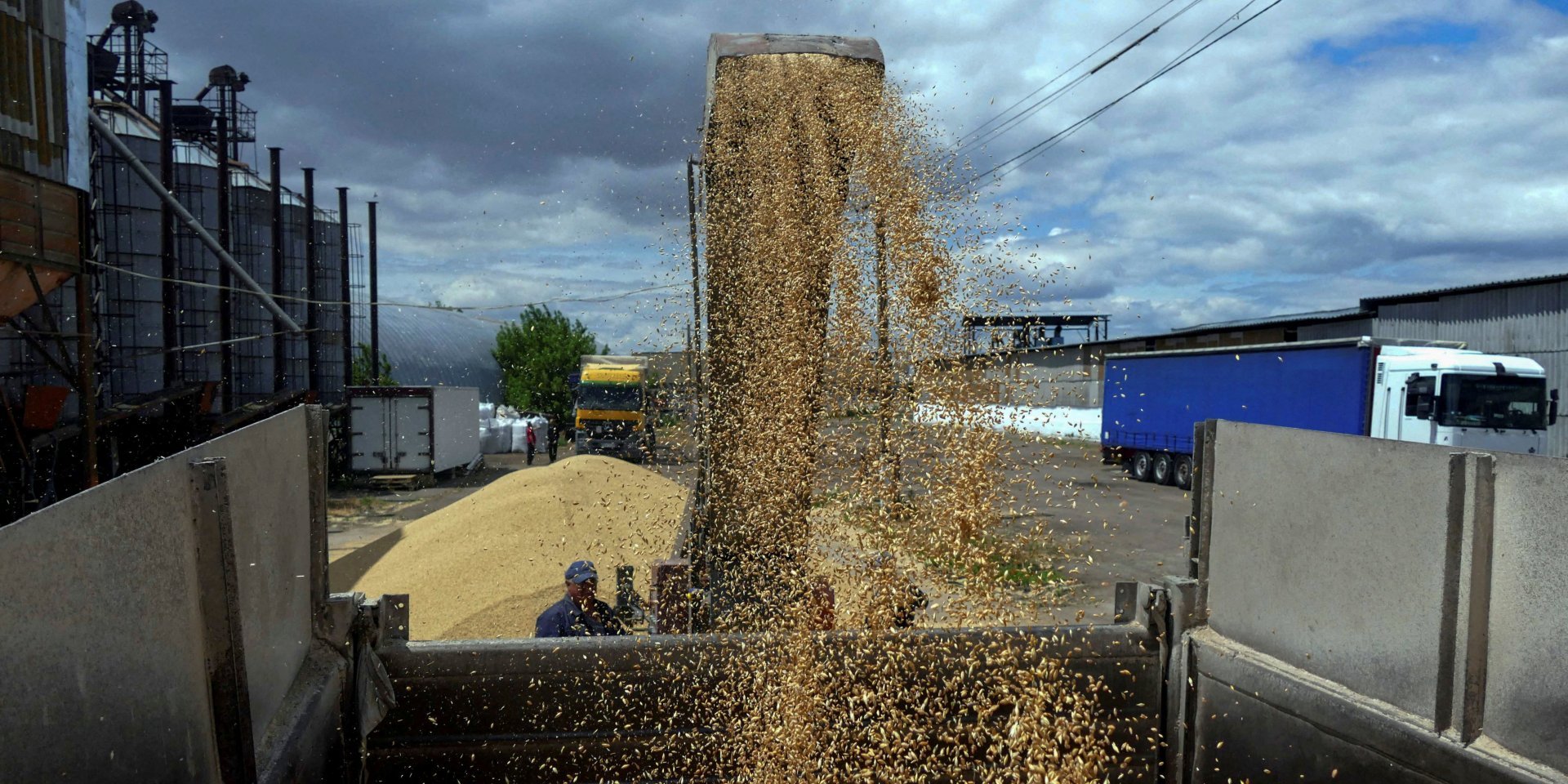 The grain corridor has actually stopped working due to the actions of Russian aggressors (Photo: Igor Tkachenko / File Photo / Reuters)