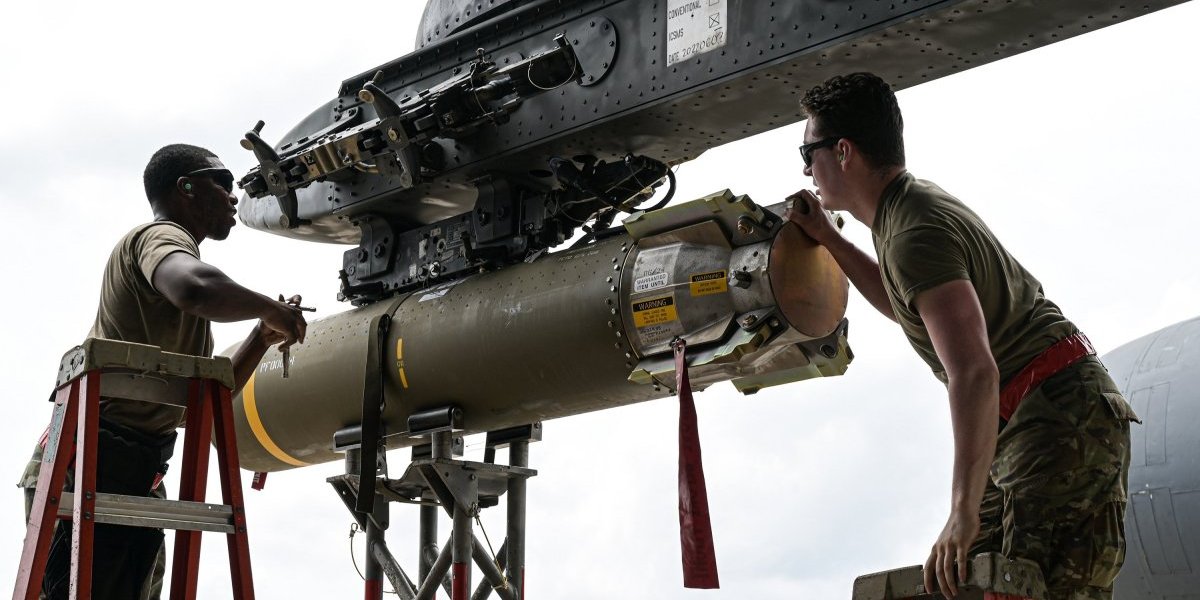 CBU-105 cluster ammunition (Photo: U.S. Department of Defense)