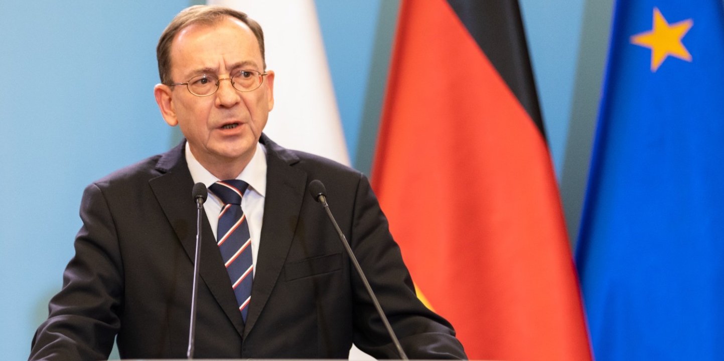 Міністр внутрішніх справ Польщі Маріуш Камінський заявив, що&nbsp;країни ЄС, які межують з Білоруссю, закриють свої кордони, якщо найманці ПВК Вагнера будуть вчинювати провокації. (Фото: Mariusz Kamiński/Twitter)