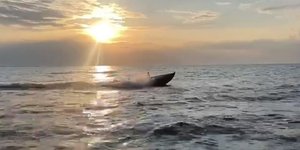 Ударний дрон Морський малюк тренується атакувати російські цілі (Фото: Скріншот відео СБУ)