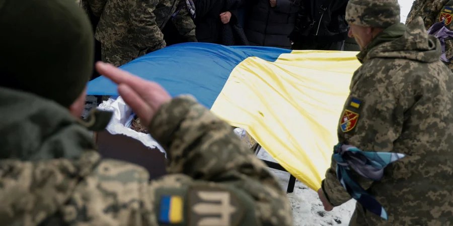 Допомога дітям загиблих військових у Львові (Фото: Valentyn Ogirenko/Reuters)