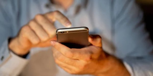 Як оптимізувати пам’ять на смартфоні без видалення зайвих файлів (Фото: sbartsmediagmail.com/Depositphotos)