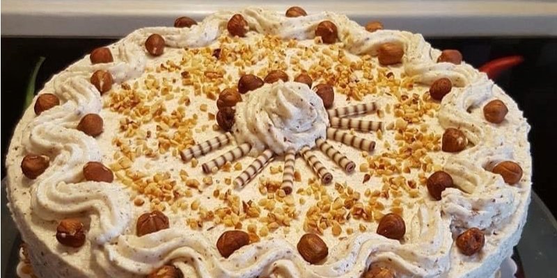 Горіховий торт (Фото: Omas Rezepte/facebook)