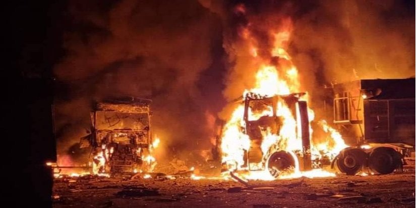 As a result of the Russian attack on the south of Odesa, there was a fire at the truck parking lot (Photo: Офіс генпрокурора)