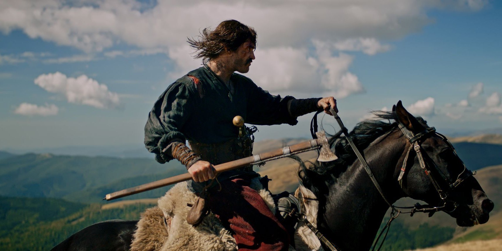 A frame from the movie Dovbush (Photo: @Кіноманія)