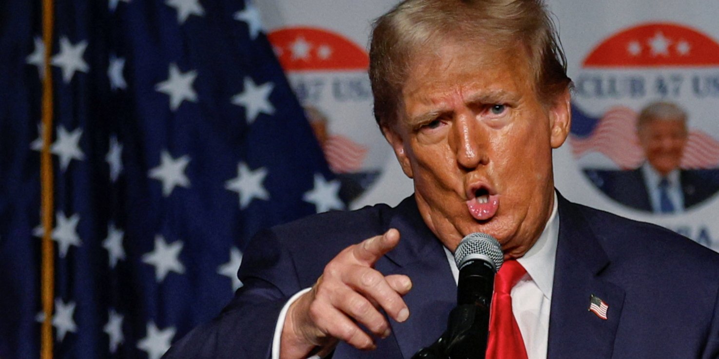 Дональд Трамп выступает перед своими сторонниками во Флориде, 11 октября 2023 года (Фото: REUTERS/Marco Bello)