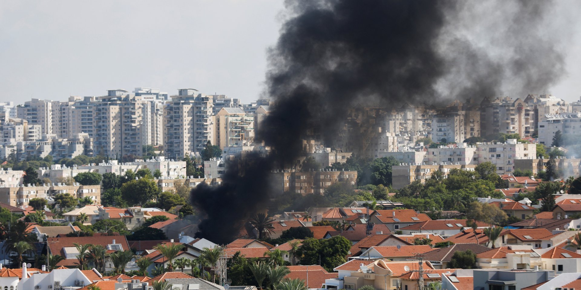 Consequences of a rocket attack on Ashkelon, October 7, 2023 (Photo: REUTERS/Amir Cohen)