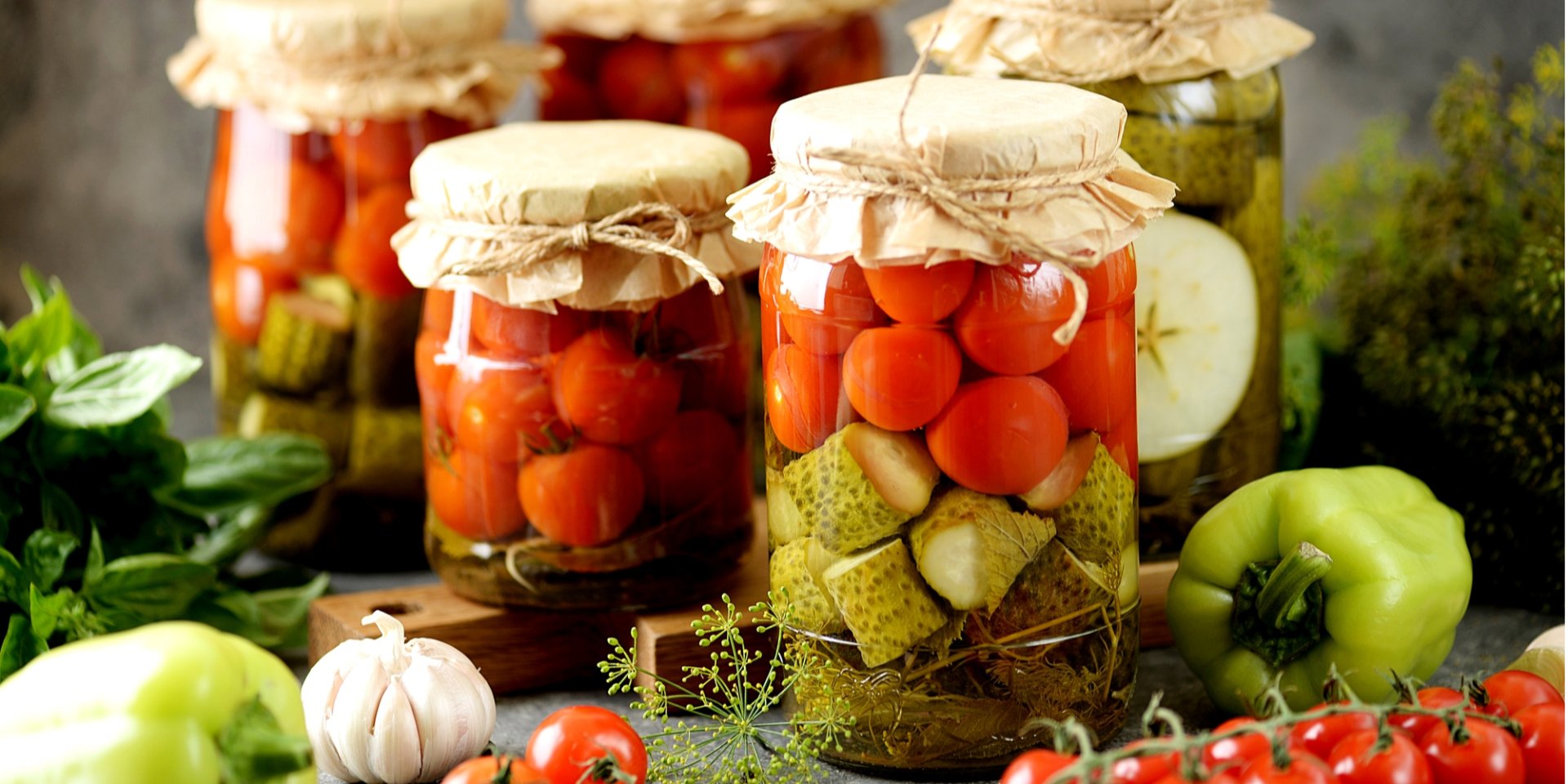 Коли консервувати, засолювати та закладати врожай у грудні 2023 року (Фото: chudo2307/depositphotos)