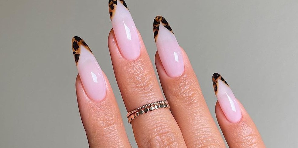 «Леопард», «черепаха» і «зебра» — наймодніші анімалістичні принти (Фото: instagram.com/sansungnails)