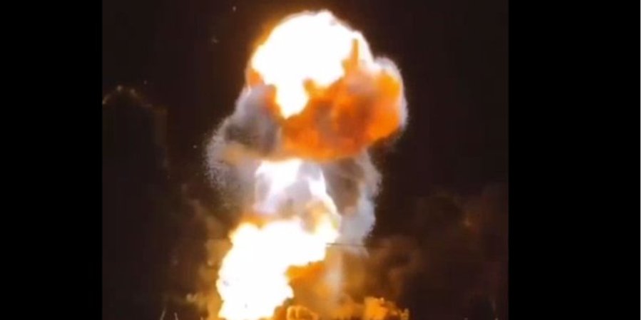 Новочеркасск — появилось видео прилета по кораблю РФ в Феодосии ...