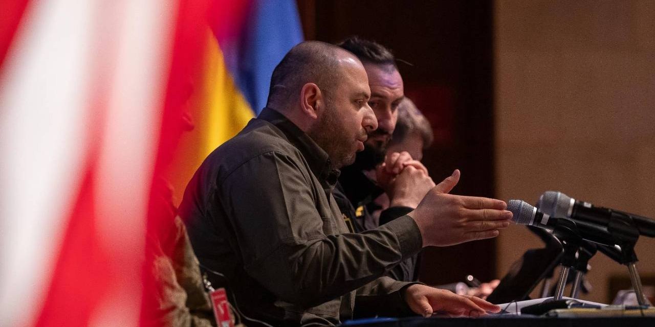 Рустем Умеров во время визита в США в должности Министра обороны Украины (Фото: Рустем Умеров via facebook)