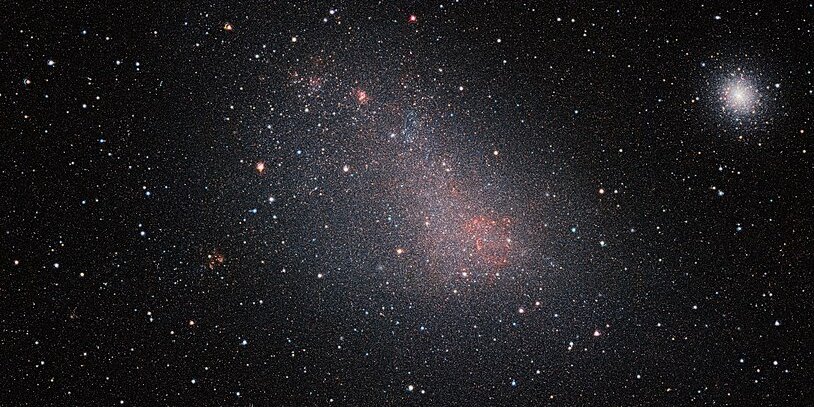 Малое Магелланово облако оказалось двумя галактиками (Фото: ESO/VISTA VMC)
