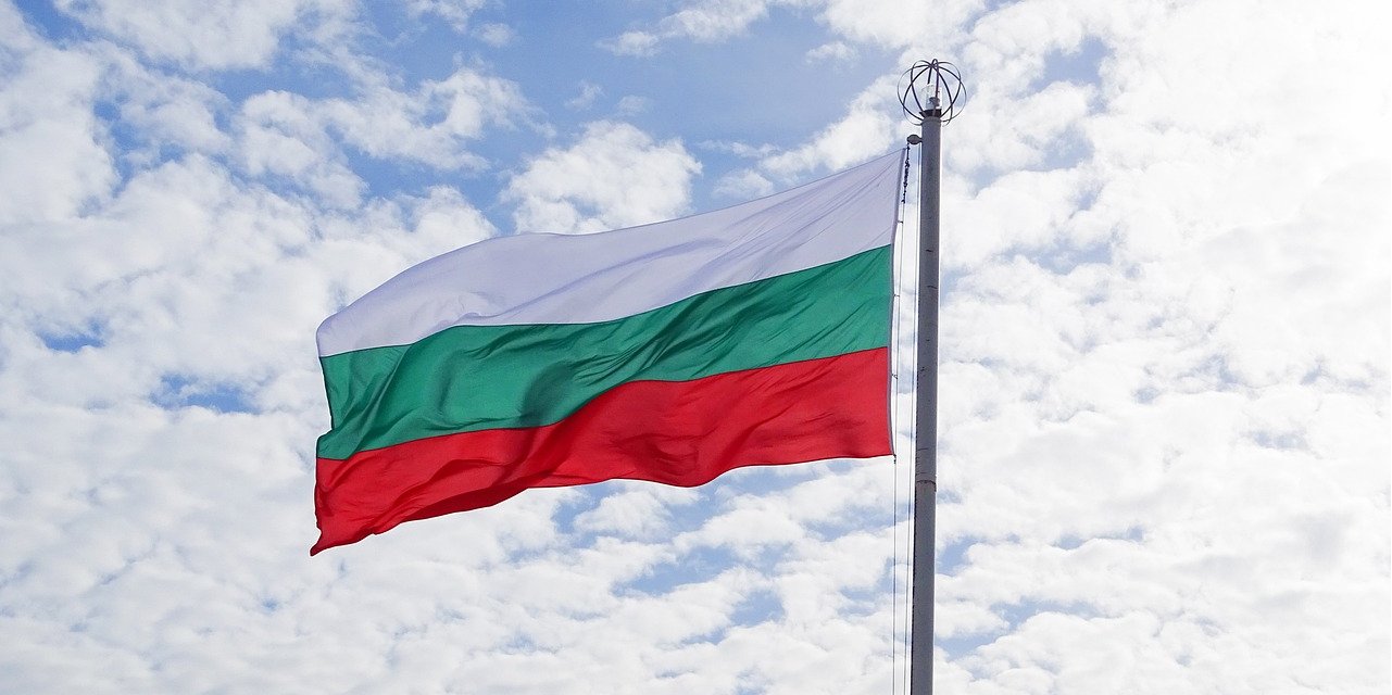Flag of Bulgaria (Photo: Viktor Sapozhnikov / Pixabay)