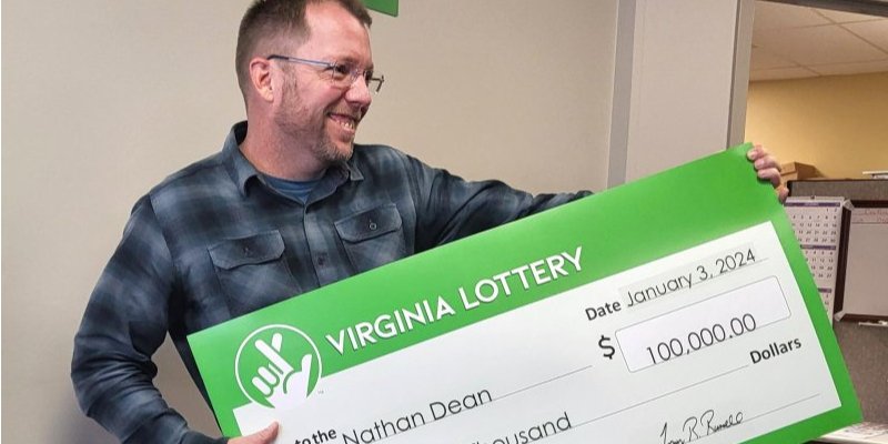 Чоловік придбав лотерейний білет на заправці та виграв джекпот (Фото: Virginia Lottery)