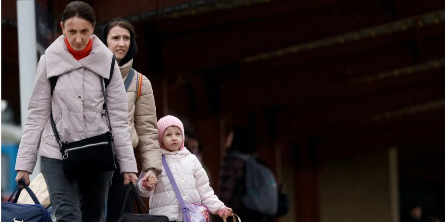 Last year, entrepreneurs received ₴181 million for employing IDPs (Photo: REUTERS/Leonhard Foeger)