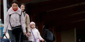 Last year, entrepreneurs received ₴181 million for employing IDPs (Photo: REUTERS/Leonhard Foeger)