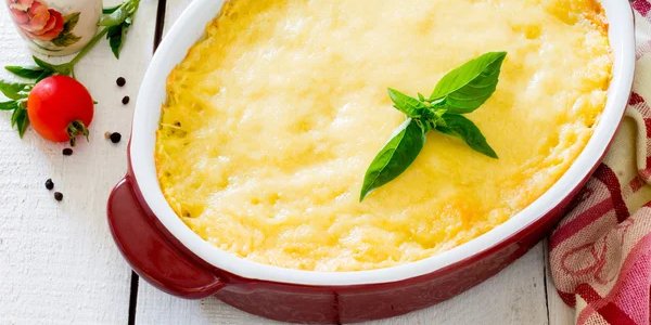 Запеченное картофельное пюре с сырно-сливочным вкусом (Фото: elena.hramova/depositphotos)