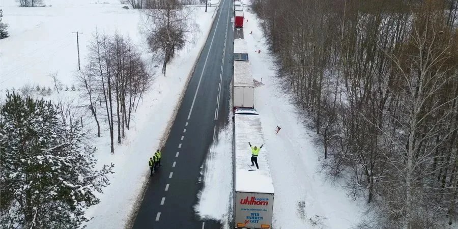 Cost of transporting agricultural products rose substantially due to Polish and Romanian checkpoint blockades (Photo: REUTERS/Kuba Stezycki)