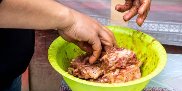 Маринад для курицы на гриле. Фото иллюстративное (Фото: petrovval/depositphotos)