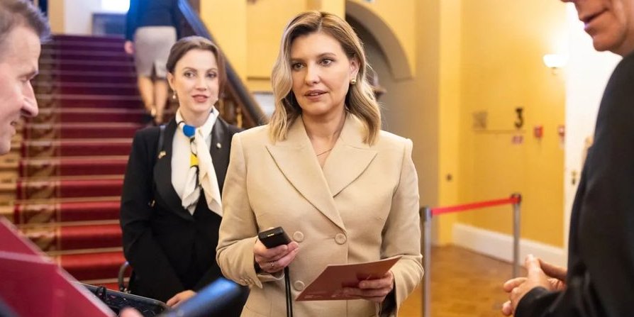 Зеленська обрала для офіційних зустрічей у Латвії бежевий костюм (Фото: olenazelenska_official/Instagram)