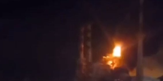 Fire at one of Russia's largest oil refineries on 3 February (Photo: Screenshot of the social media video/Telegram)