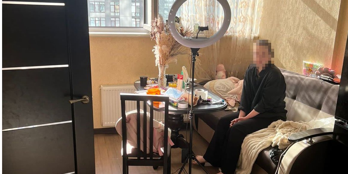 Мужчина привлек в свою схему еще четырех человек, даже одного несовершеннолетнего (Фото: Киевская городская прокуратура)