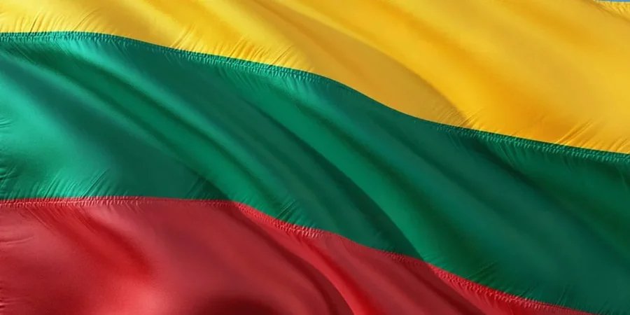 Прапор Литви (Фото: iamout/pixabay.com)