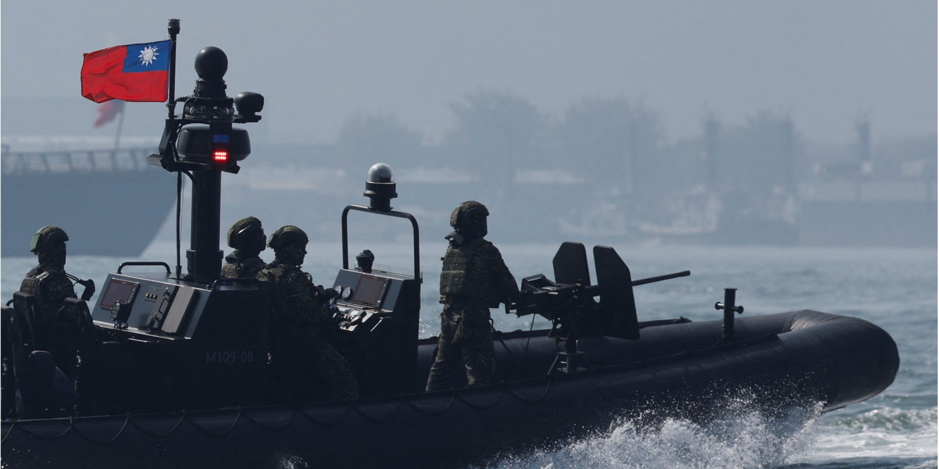 Учения тайваньских военно-морских сил, 31 января 2024 года (Фото: REUTERS/Carlos Garcia Rawlins)