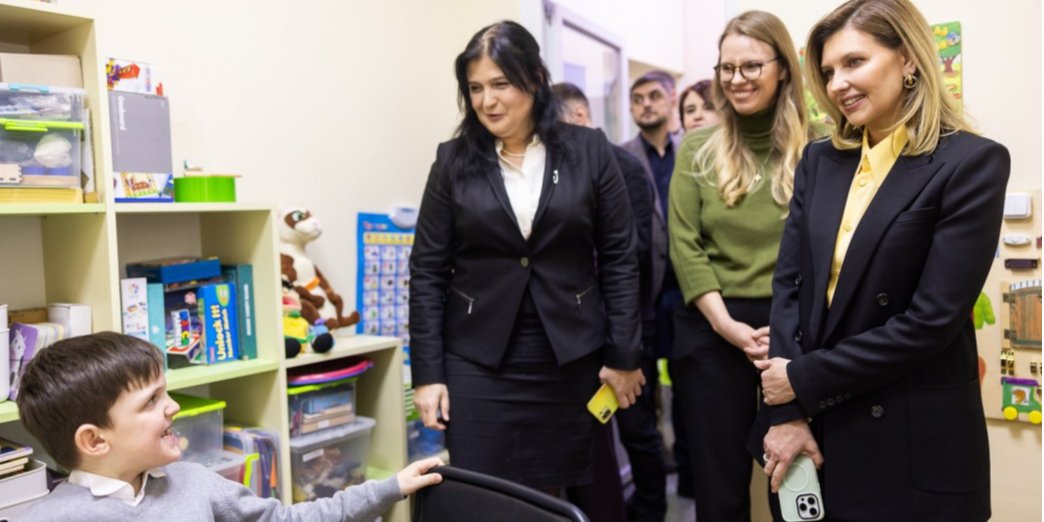 Зеленская познакомилась с 4-летним Денисом из Херсона (Фото: olenazelenska_official/Instagram)