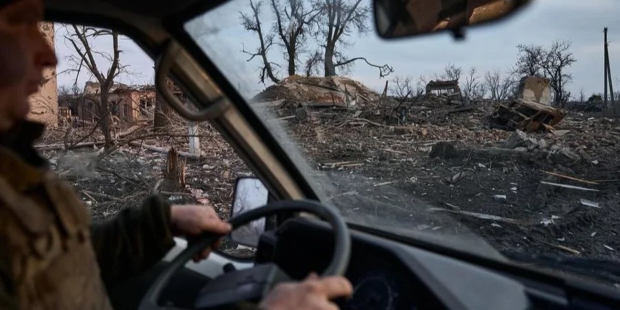 A Ukrainian soldier in Avdiivka on the eve of the withdrawal of Ukrainian forces from the city (Photo: libkos/instagram)