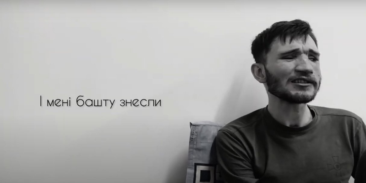 Поранений український військовий із позивним Апостол переспівав пісню Солдат гурту 5'Nizza (Фото: @скріншот/Андрій Апостол/YouTube)