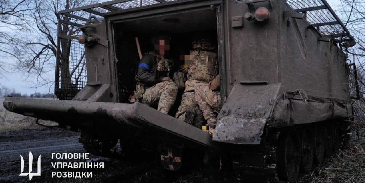 Украинская военная техника под Авдеевкой (Фото: ГУР Минобороны/Facebook)