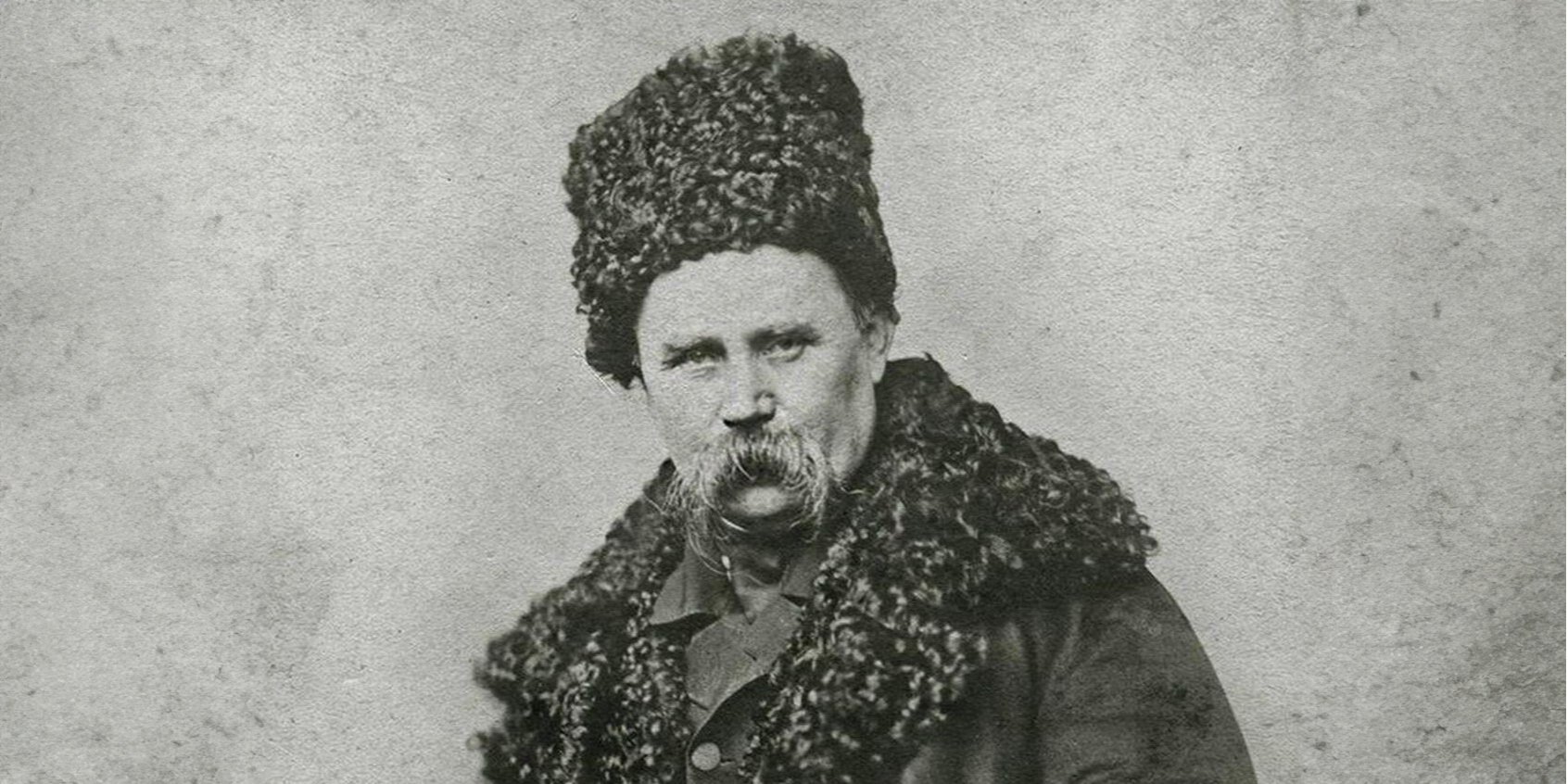 Наявність вусів — ознака людини вільної духом, яка не підкорюється стандартам і правилам, вважає фізіогноміст і психолог Олександр Іванов (Фото: Ательє Андрія Деньєра)