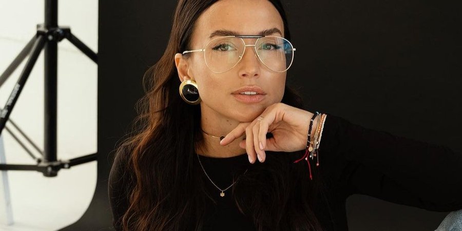 Марина Аристова ответила, что отсудила у мужа экснардепа и сколько ...