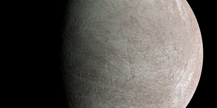 Европа считается перспективным местом для обнаружения жизни (Фото: NASA/JPL-Caltech/SwRI/MSSS/Kevin M. Gill.)