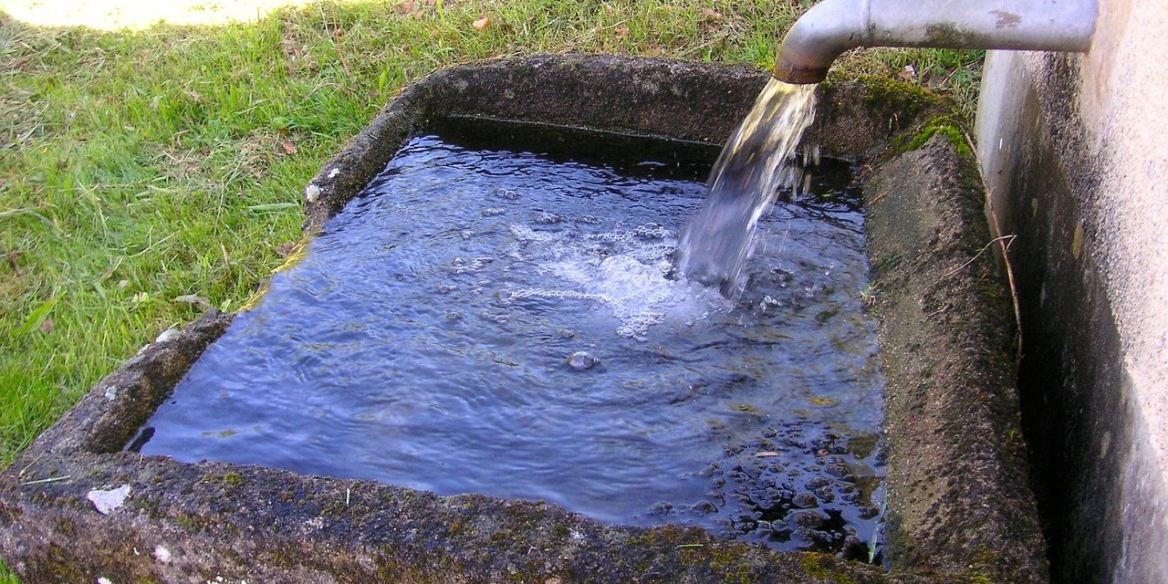 Водопровідна вода може бути небезпечною (Фото: pixabay)